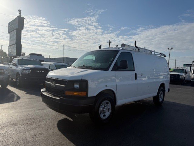 Used 2013 Chevrolet Express 2500 image 2