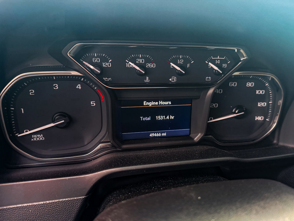 Used 2022 GMC Sierra 3500 SLE w/ SLE Convenience Package AWD/4WD image 9