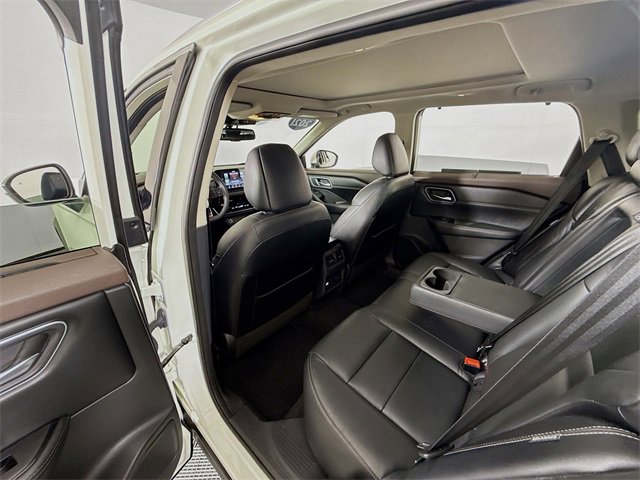 Used 2021 Nissan Rogue SL w/ Premium Package image 10