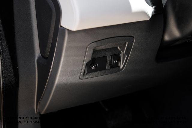 New 2026 Land Rover Range Rover Velar S AWD/4WD image 32