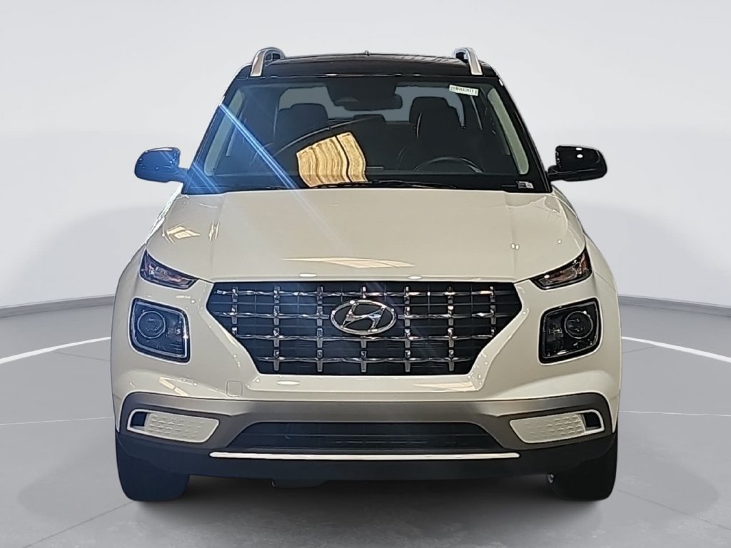 New 2026 Hyundai Venue SEL FWD image 2