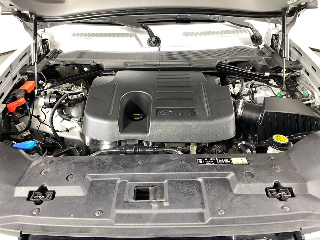 Used 2020 Land Rover Defender 110 SE image 33