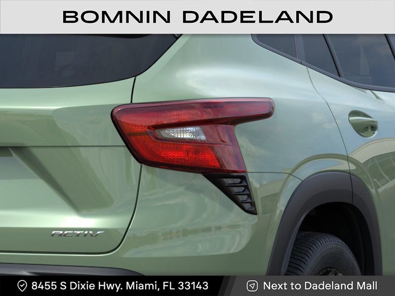 New 2026 Chevrolet Trax ACTIV w/ Sunroof Package FWD image 12
