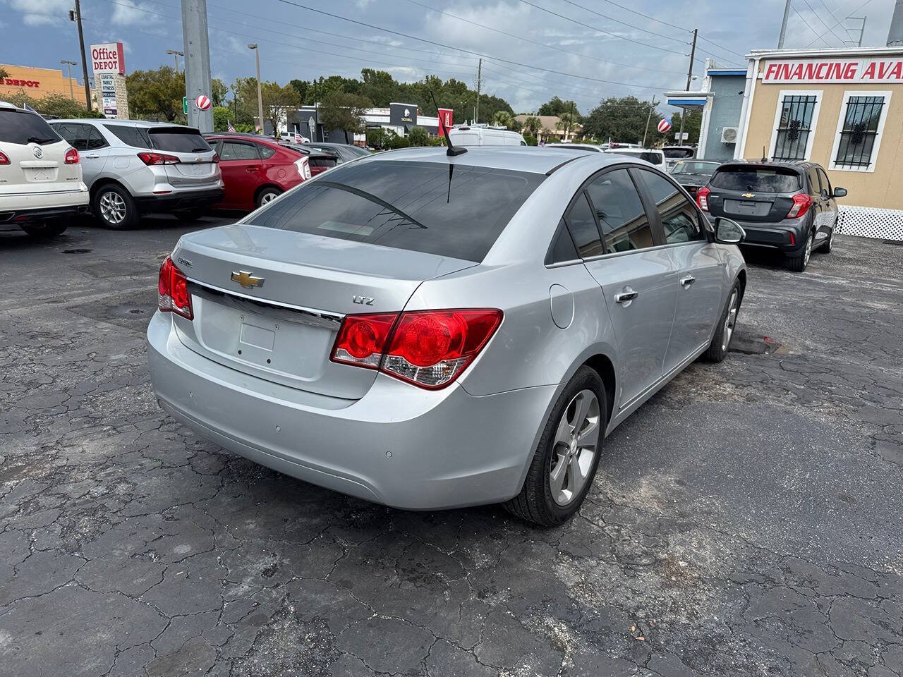 Used 2011 Chevrolet Cruze LTZ FWD image 8