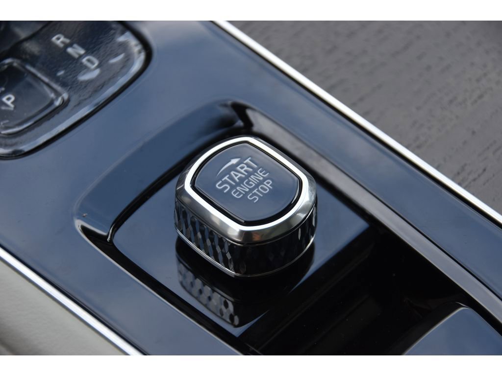 New 2026 Volvo XC90 B5 Ultra w/ Protection Package Premier image 37