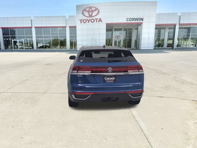Used 2026 Volkswagen Atlas Cross Sport SE FWD image 14