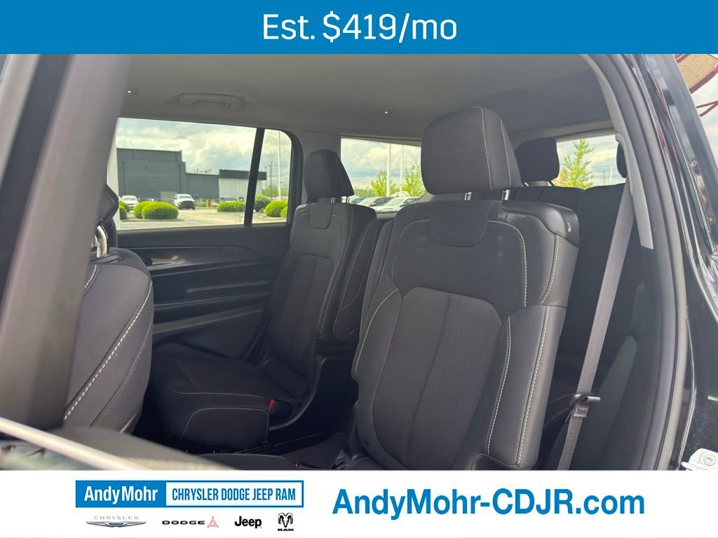 Used 2023 Jeep Grand Cherokee L Laredo w/ Luxury Tech Group I AWD/4WD image 27