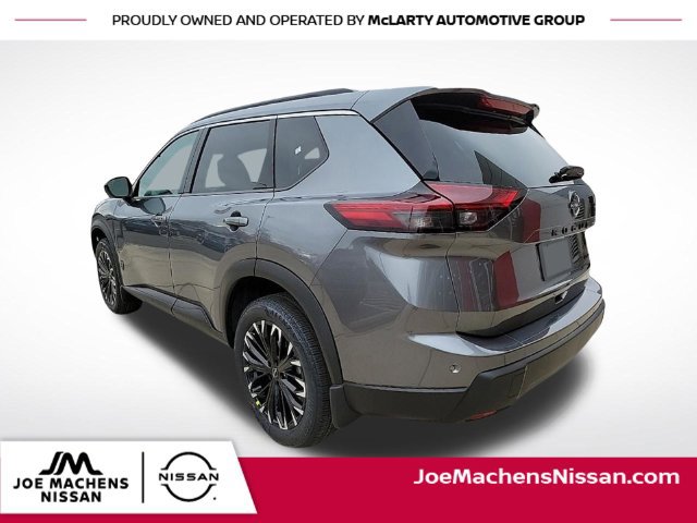New 2026 Nissan Rogue Dark Armor AWD/4WD image 4
