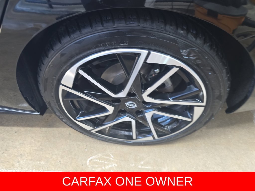 Used 2025 Nissan Sentra SR FWD image 32