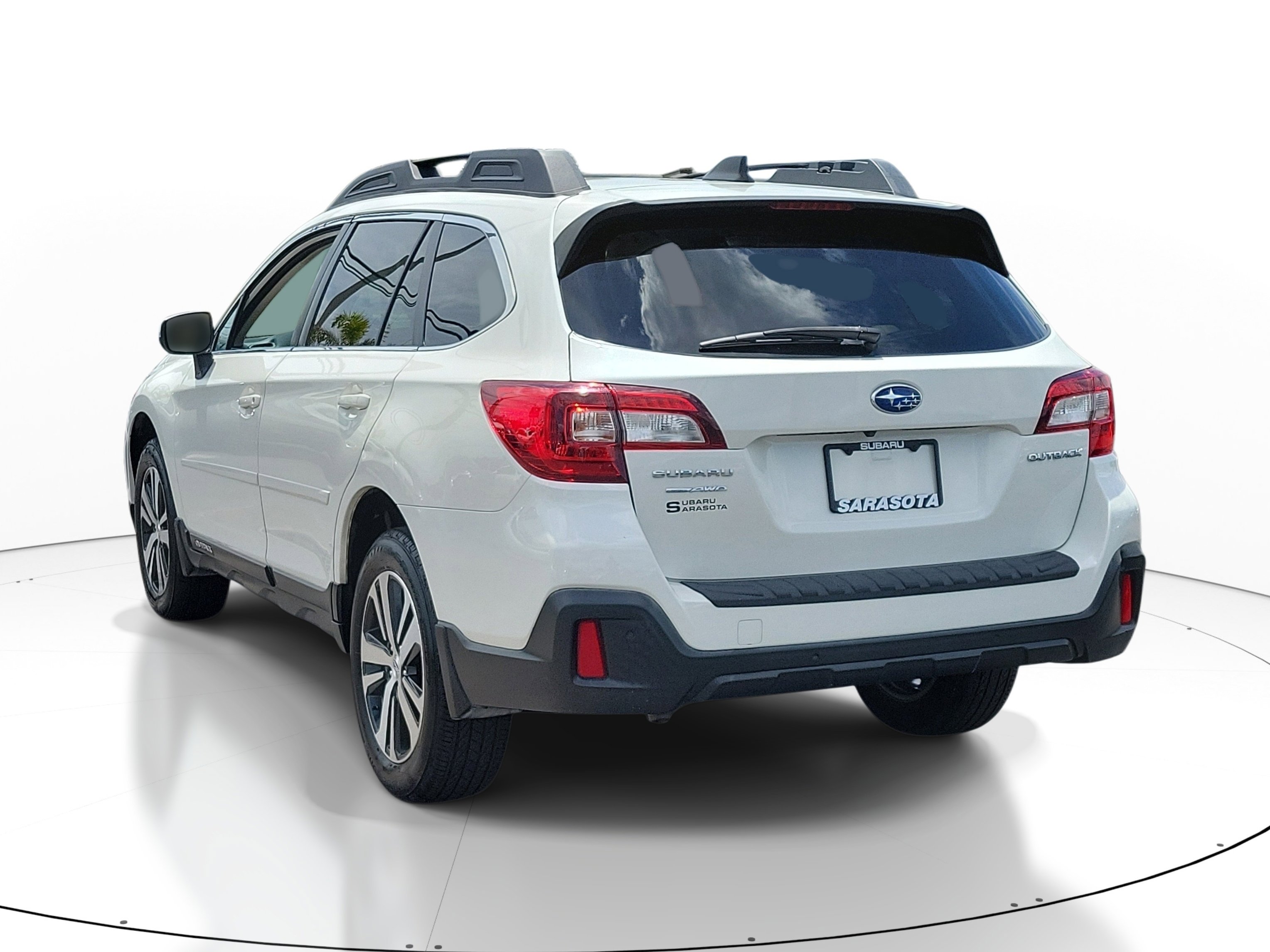 Used 2018 Subaru Outback 2.5i Limited AWD/4WD image 4