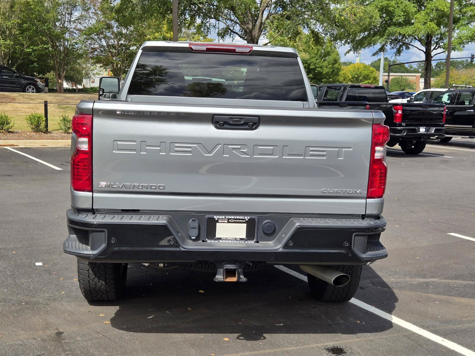 Used 2024 Chevrolet Silverado 2500 Custom w/ Custom Value Package AWD/4WD image 10