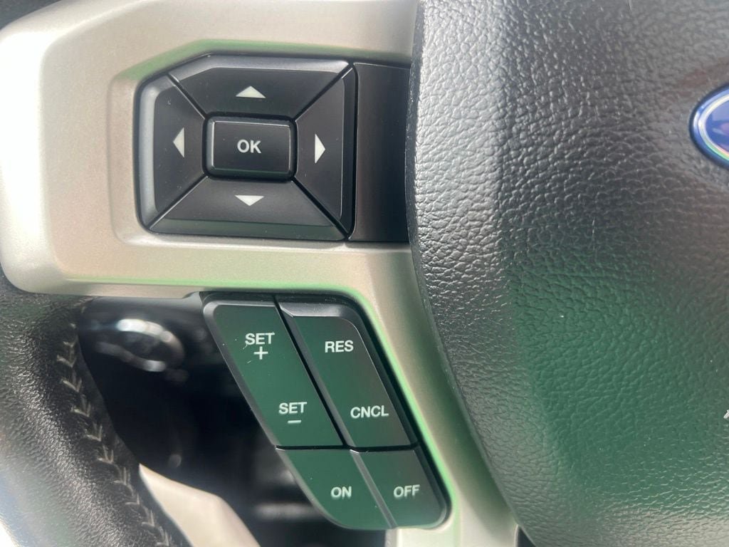 Used 2019 Ford F150 Lariat w/ Equipment Group 502A Luxury AWD/4WD image 24