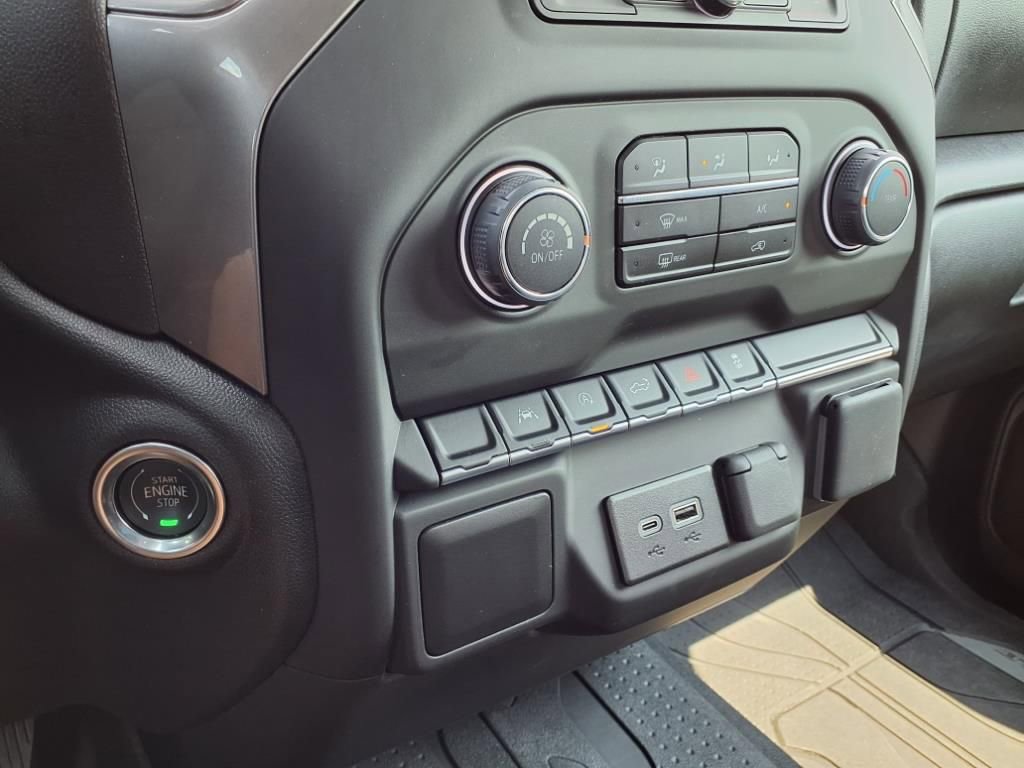 Used 2025 Chevrolet Silverado 1500 Custom w/ LPO, Dark Essentials Package image 35