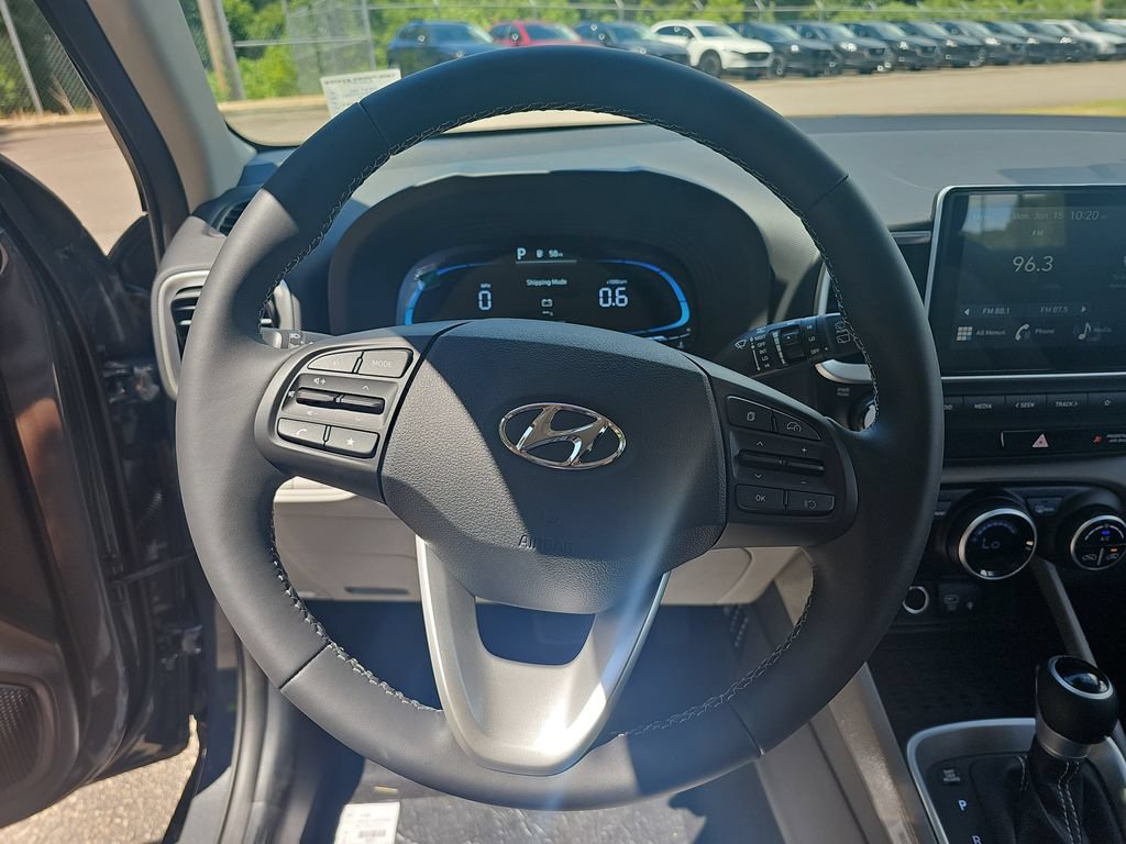 New 2026 Hyundai Venue SEL FWD image 17