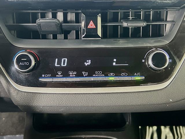 Used 2020 Toyota Corolla LE FWD image 23