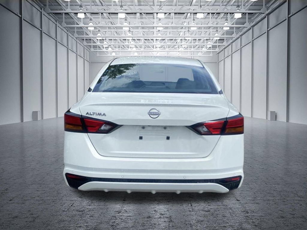 Certified 2025 Nissan Altima 2.5 SV FWD image 4