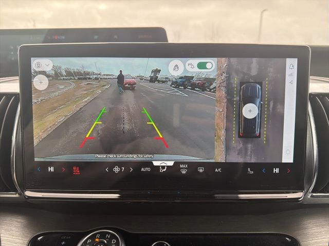 Used 2025 Ford Expedition Max Platinum w/ Driver's Package image 41