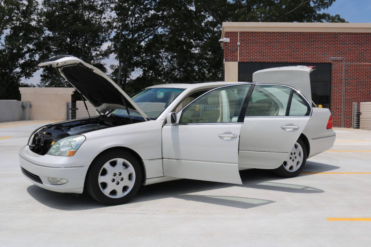 Used 2001 Lexus LS 430 RWD image 79