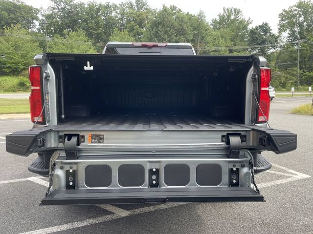 New 2026 Chevrolet Silverado 2500 ZR2 AWD/4WD image 25