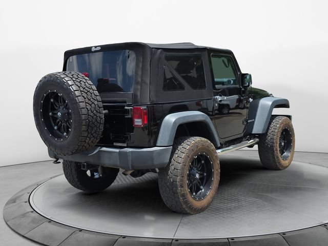 Used 2015 Jeep Wrangler Rubicon w/ Power Convenience Group AWD/4WD image 5