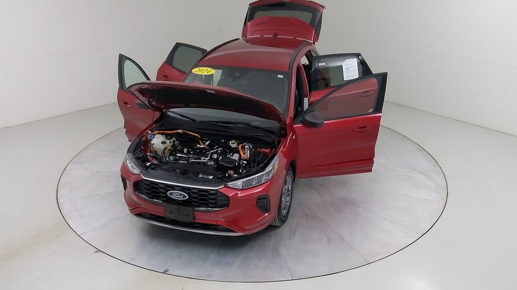 Certified 2024 Ford Escape ST-Line w/ Equipment Group 301A image 43