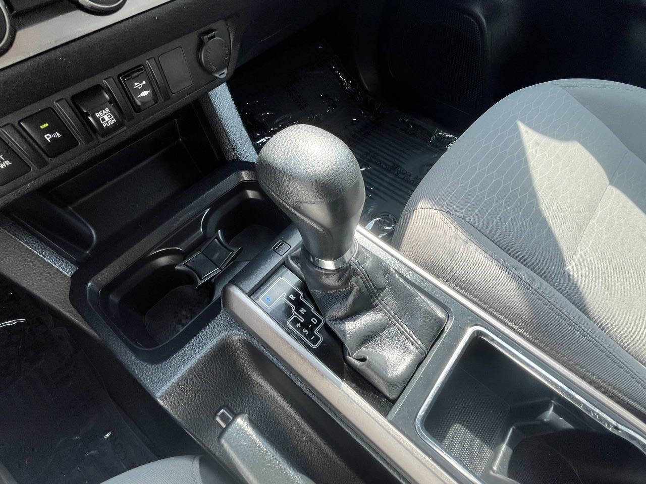 Used 2019 Toyota Tacoma SR5 image 29