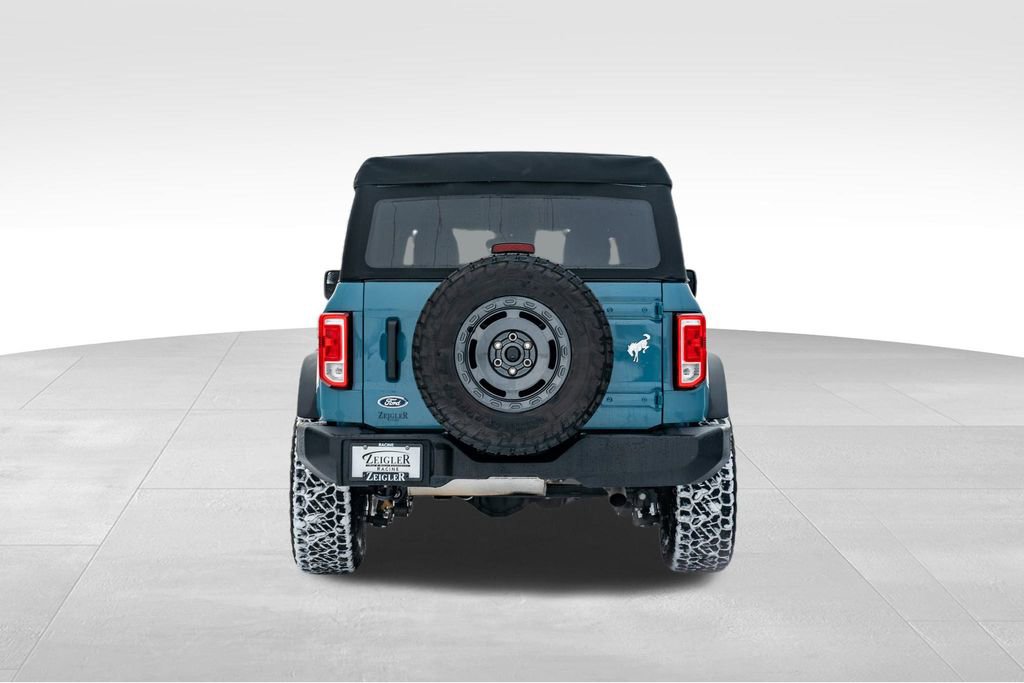 Used 2023 Ford Bronco Base image 6