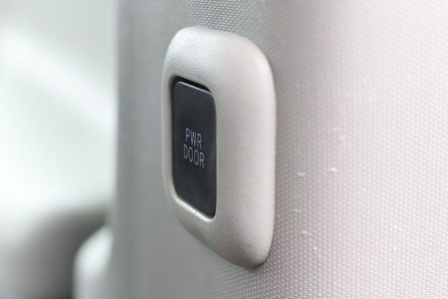 Used 2016 Toyota Sienna XLE w/ XLE Navigation Package image 28