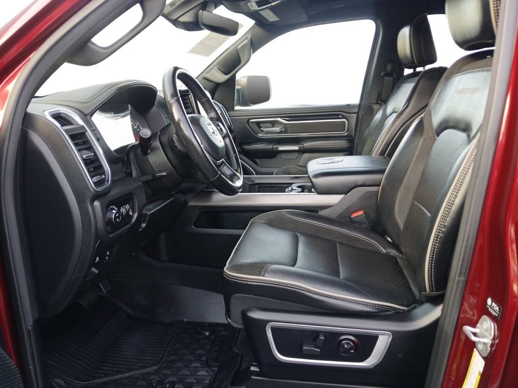 Used 2021 RAM 1500 Laramie w/ Sport Appearance Package AWD/4WD image 19