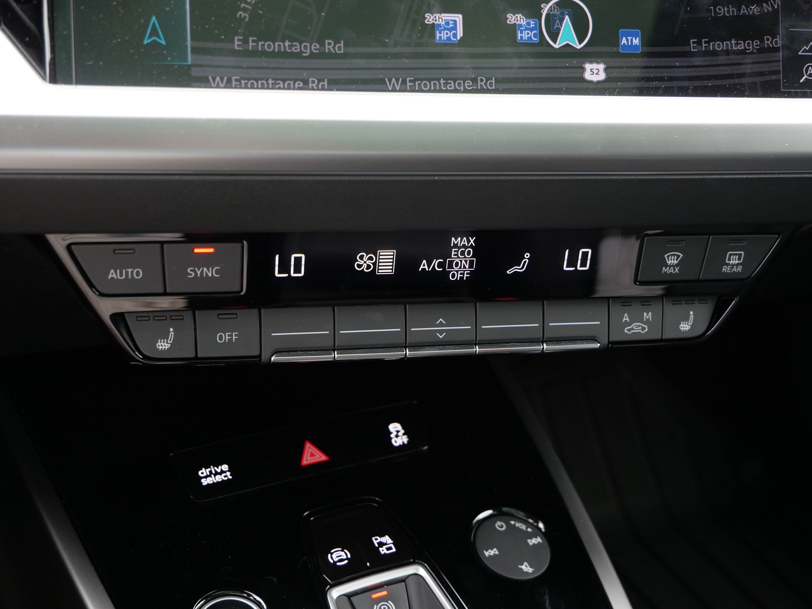 Certified 2023 Audi Q4 e-tron Premium Plus w/ Premium Plus AWD/4WD image 23