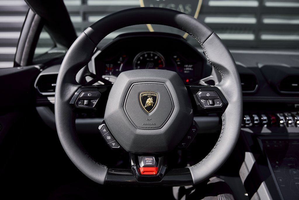 Used 2024 Lamborghini Huracan EVO AWD/4WD image 51