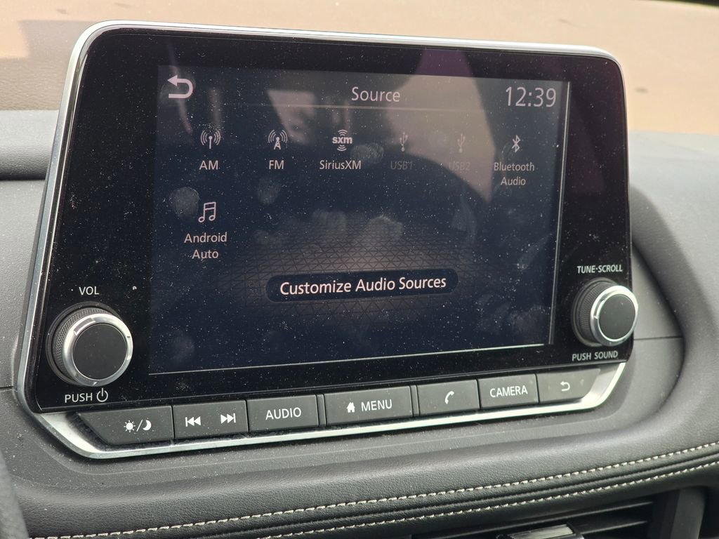 Used 2023 Nissan Rogue S image 27