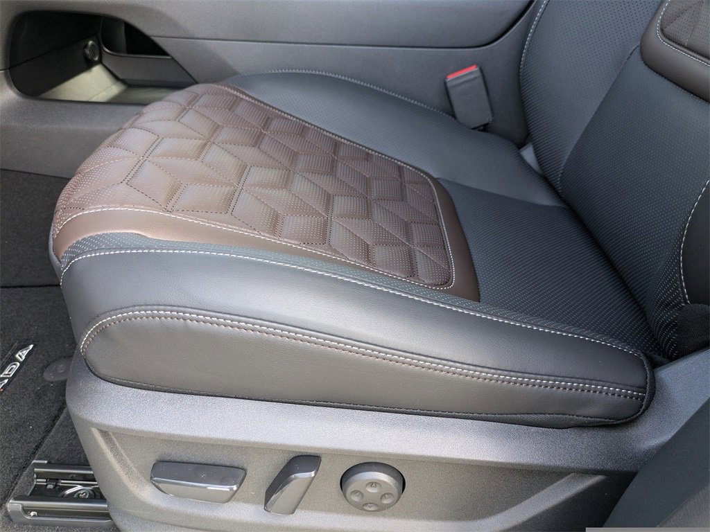 New 2025 Nissan Armada Platinum w/ Convenience Package image 22