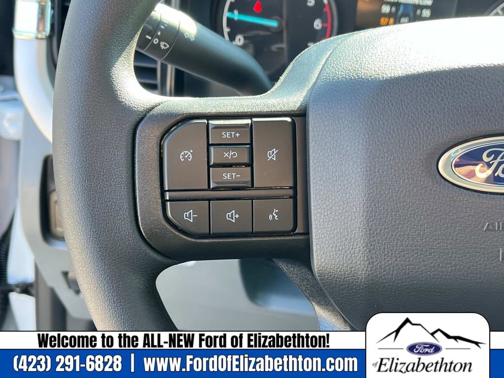 New 2026 Ford F350 4x4 Crew Cab Super Duty image 24