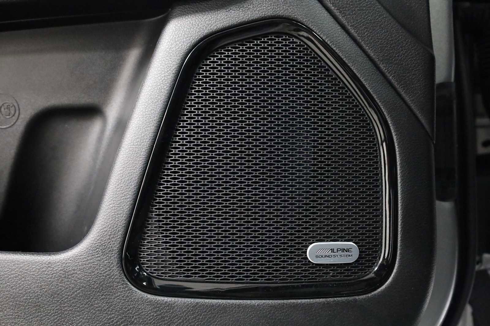 Used 2023 Jeep Compass High Altitude image 17