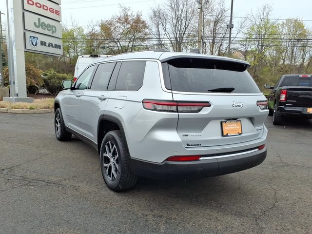 Certified 2023 Jeep Grand Cherokee L Limited AWD/4WD image 5