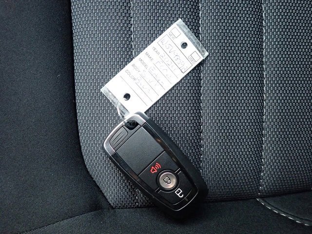 Used 2024 Ford Edge SE w/ Black Appearance Package image 30