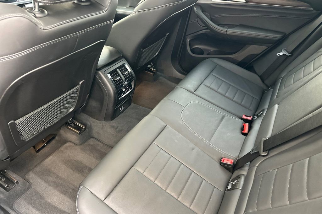 Used 2021 BMW X3 xDrive30e w/ Premium Package image 12