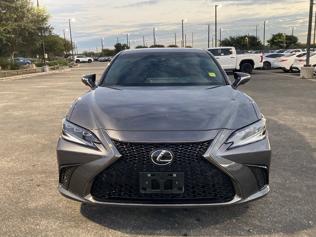 Used 2024 Lexus ES 350 F Sport w/ Accessory Package (Z2) FWD image 2