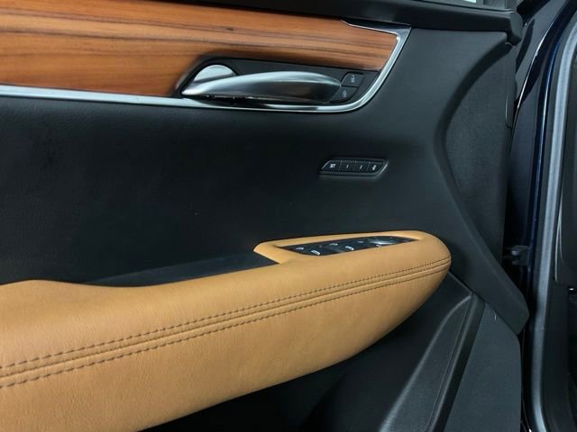 Used 2022 Cadillac XT5 Premium Luxury w/ Technology Package image 24