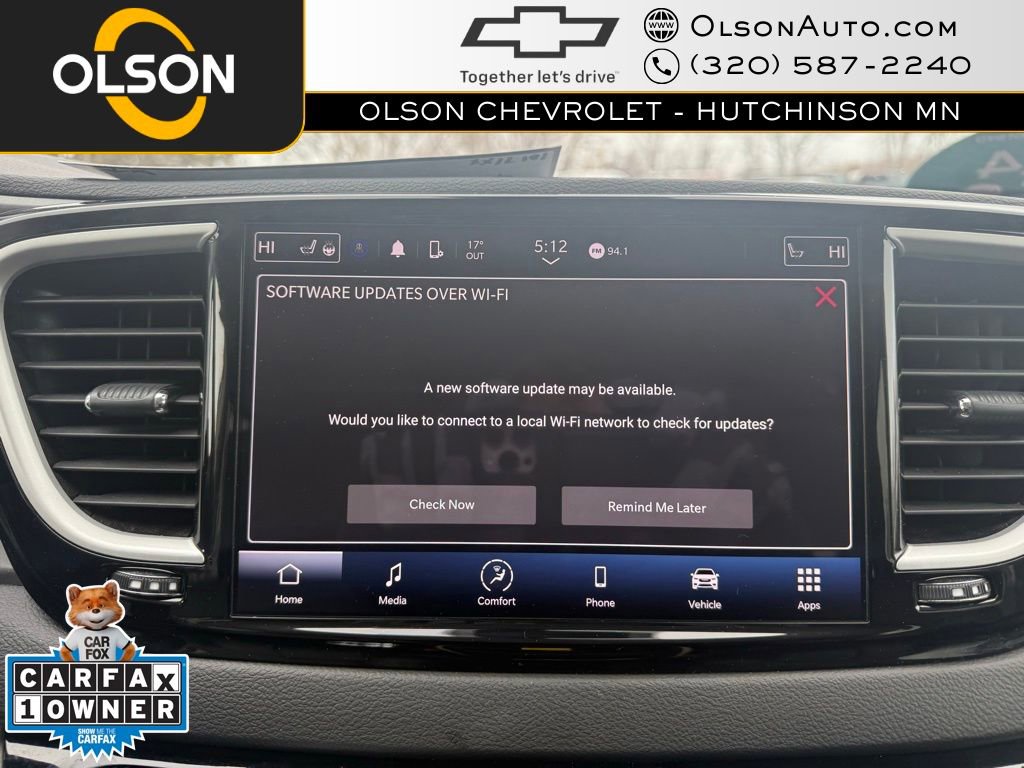 Used 2024 Chrysler Pacifica Touring-L image 21