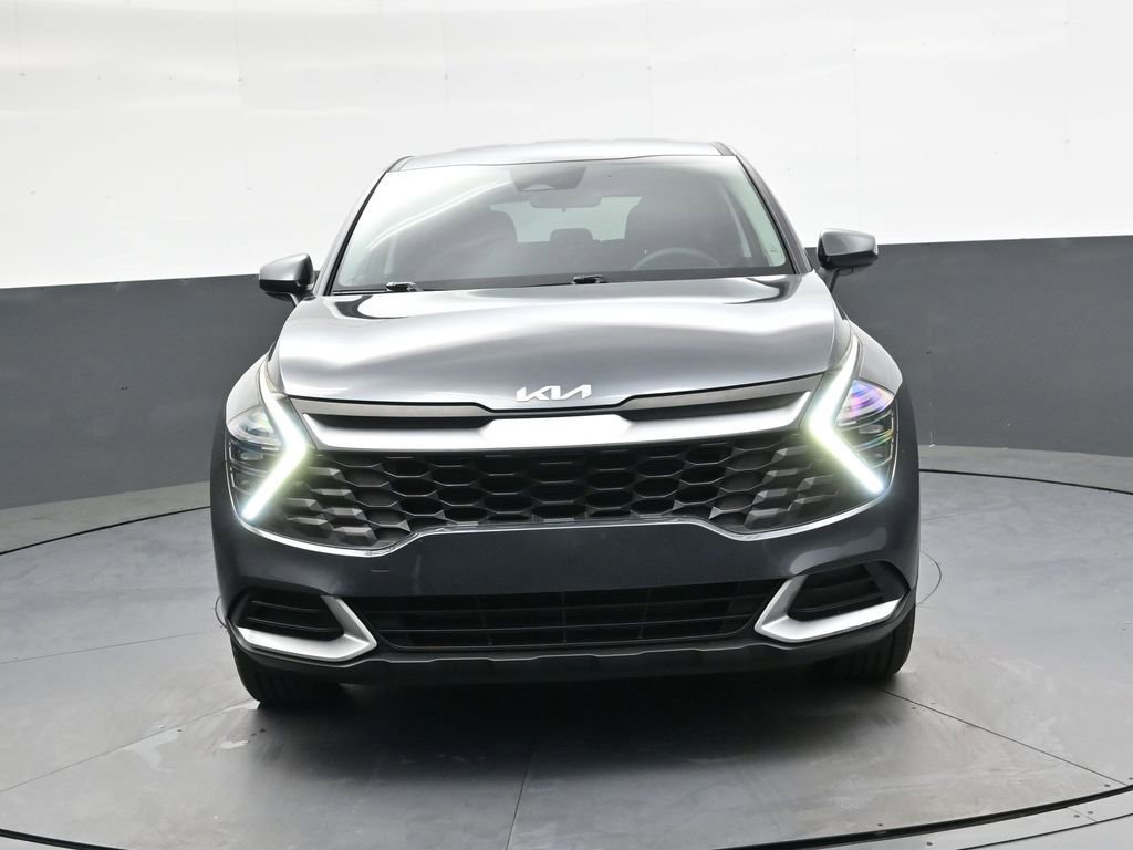 Used 2024 Kia Sportage LX image 9