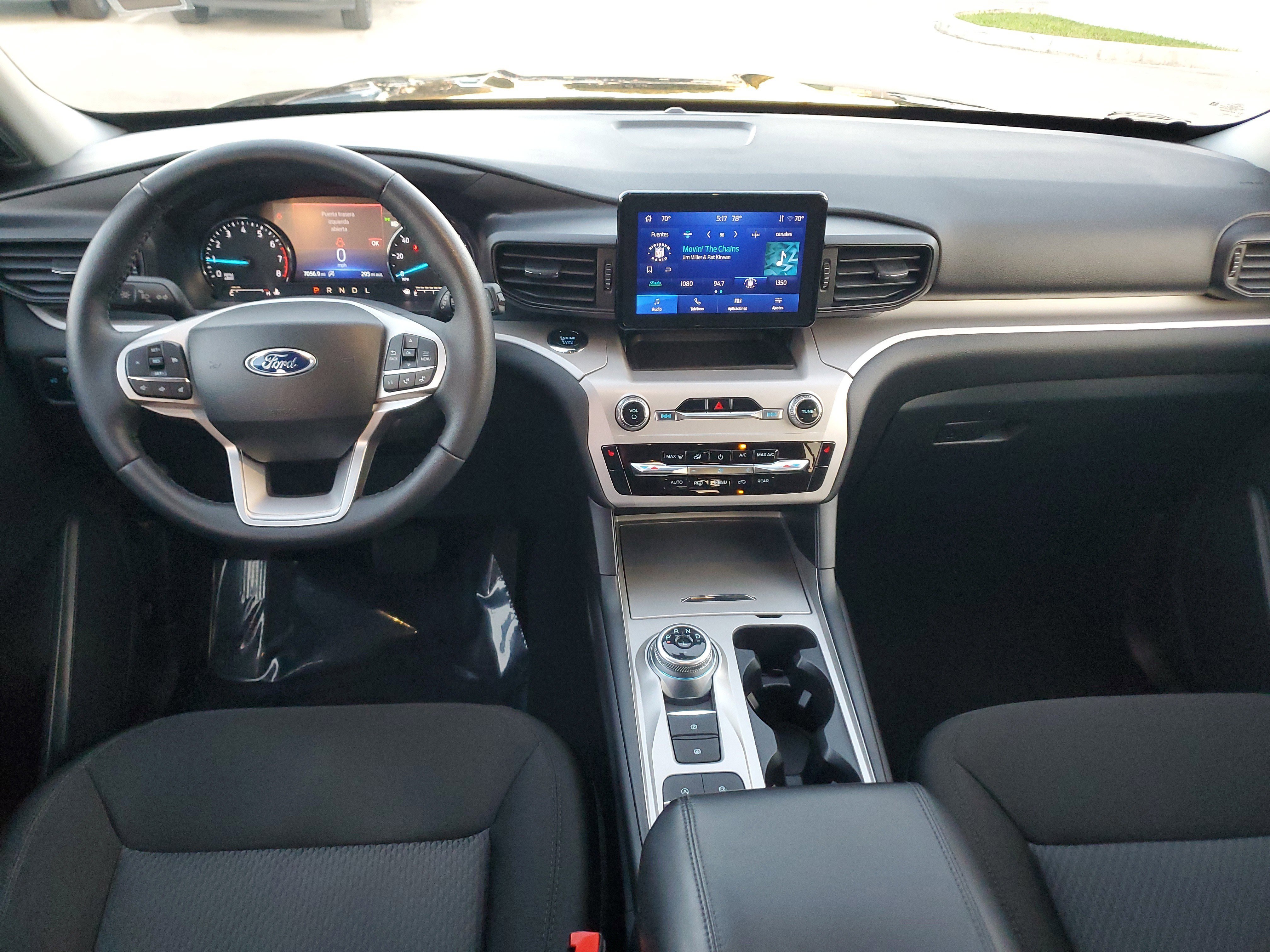 Certified 2023 Ford Explorer XLT image 17