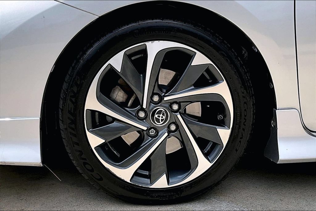 Used 2017 Toyota Corolla iM FWD image 5