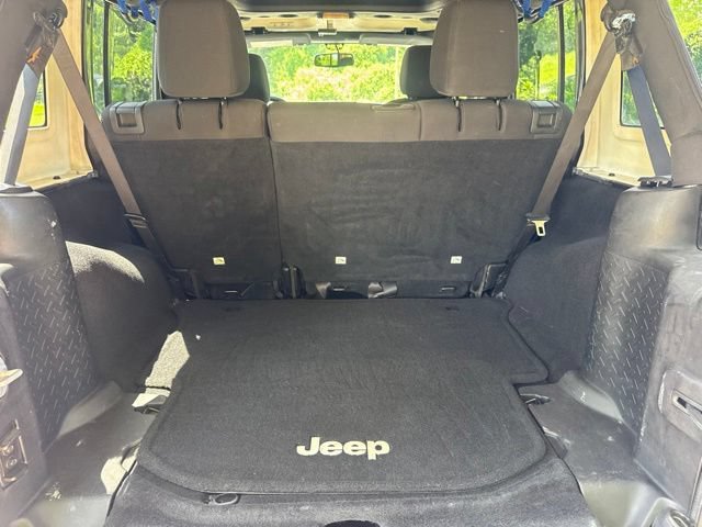 Used 2014 Jeep Wrangler Unlimited Sport w/ Quick Order Package 24S AWD/4WD image 7