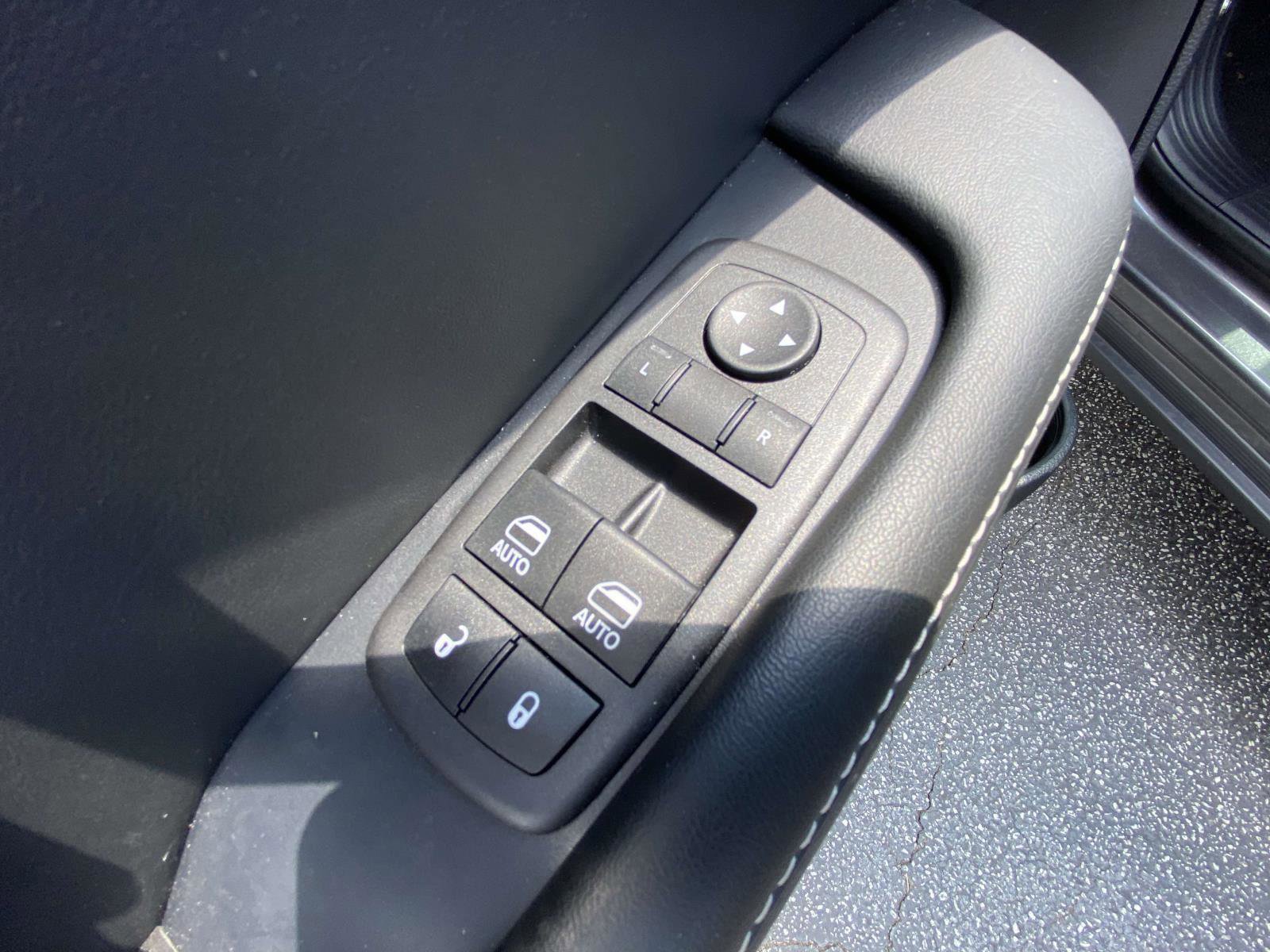 Used 2023 Dodge Challenger SRT Hellcat image 15