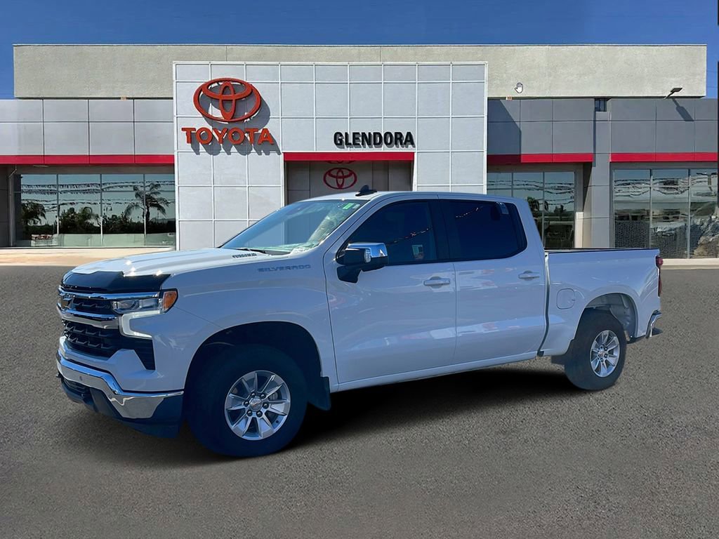 Used 2025 Chevrolet Silverado 1500 LT w/ Safety Package image 7