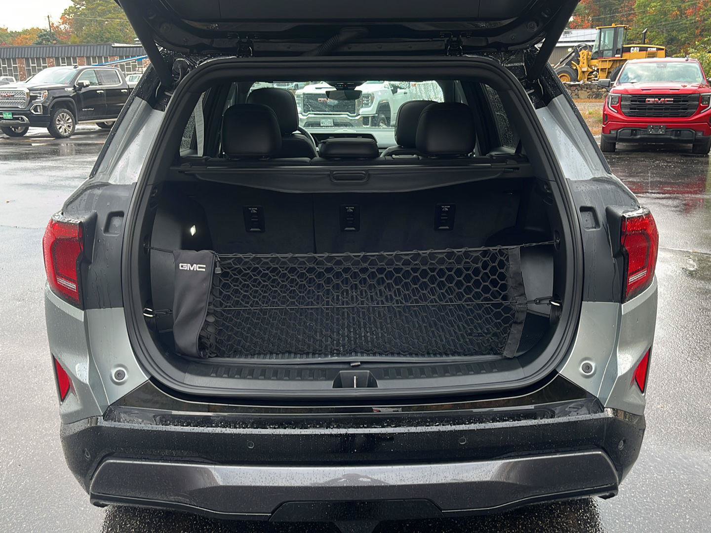 Certified 2026 GMC Terrain AT4 w/ Convenience Package III AWD/4WD image 6