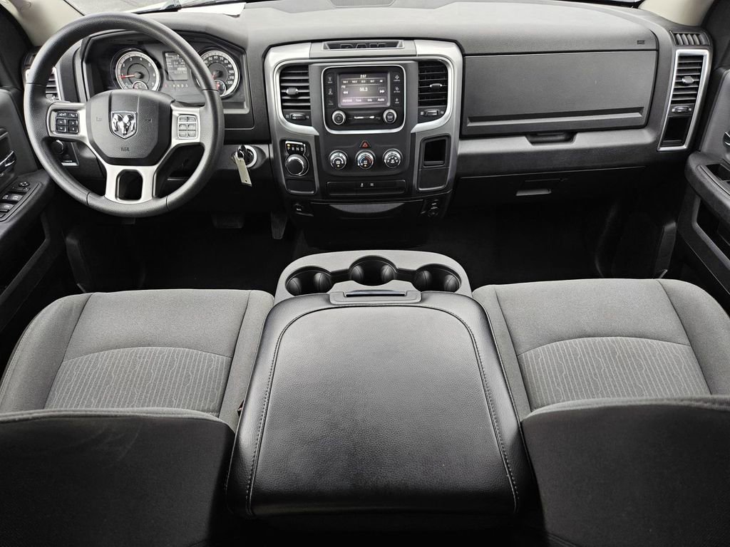 Used 2024 RAM 1500 Classic SLT image 30