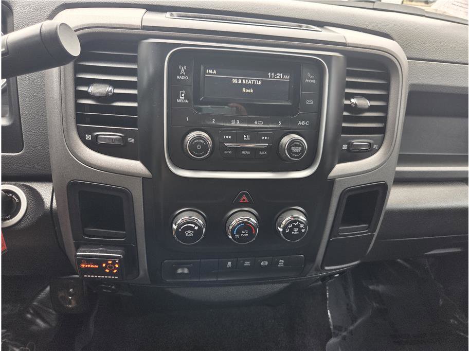 Used 2017 RAM 2500 Tradesman w/ Chrome Appearance Group RWD image 35